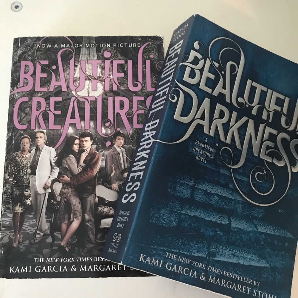 Beautiful Creatures book 1&2